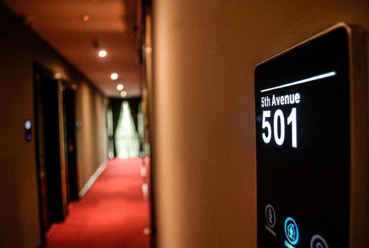 Manhattan Business Hotel Ttdi Kuala Lumpur Esterno foto