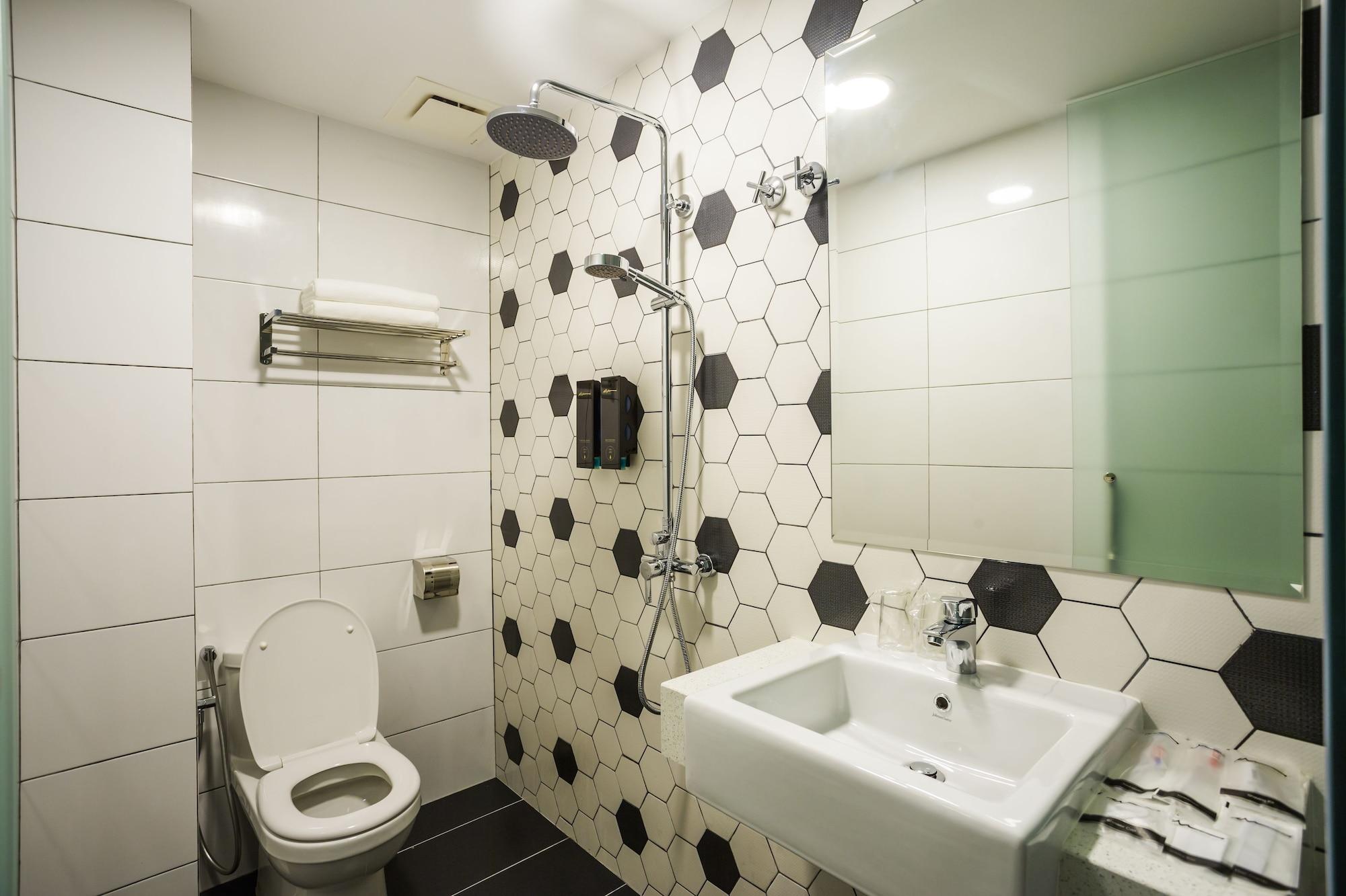 Manhattan Business Hotel Ttdi Kuala Lumpur Esterno foto