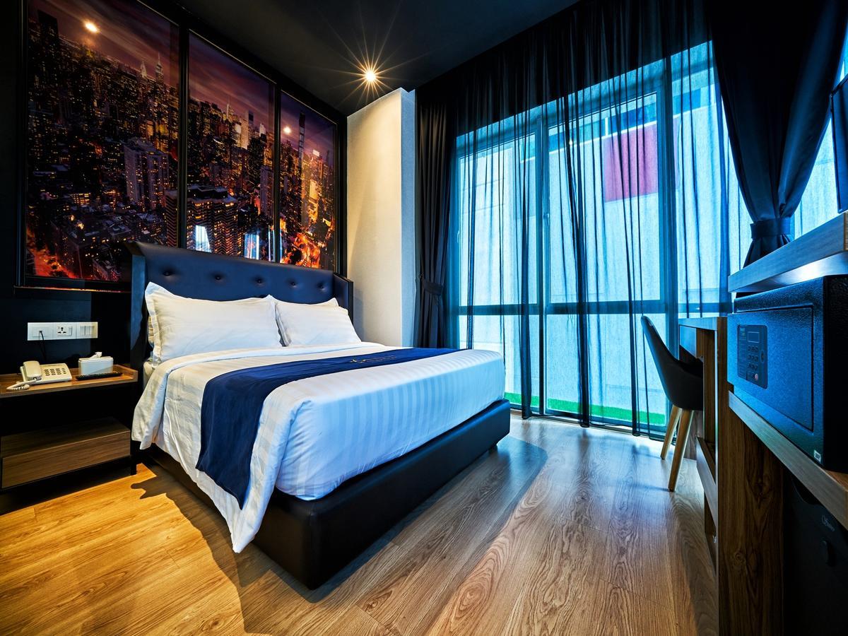 Manhattan Business Hotel Ttdi Kuala Lumpur Esterno foto