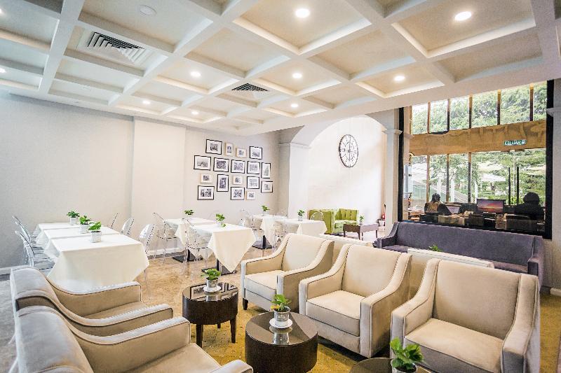 Manhattan Business Hotel Ttdi Kuala Lumpur Esterno foto